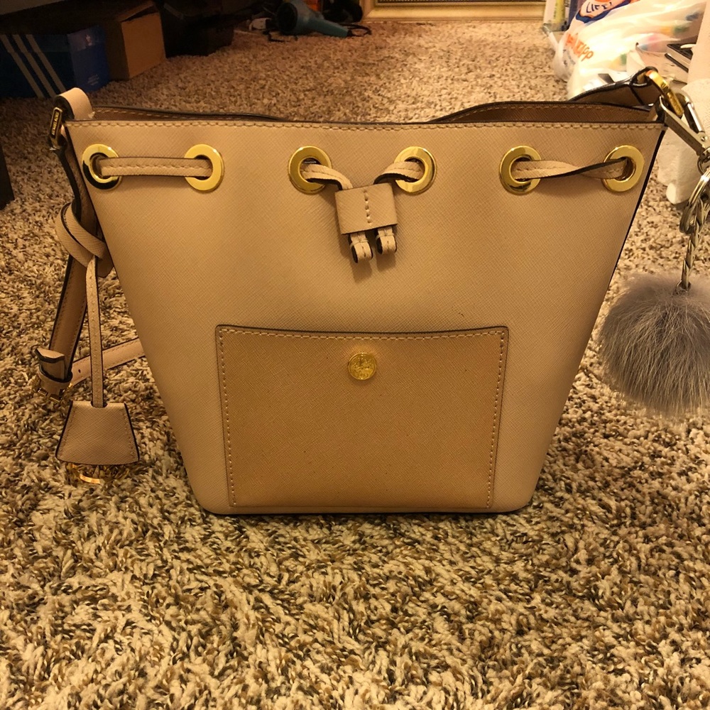Mk bucket bag blush